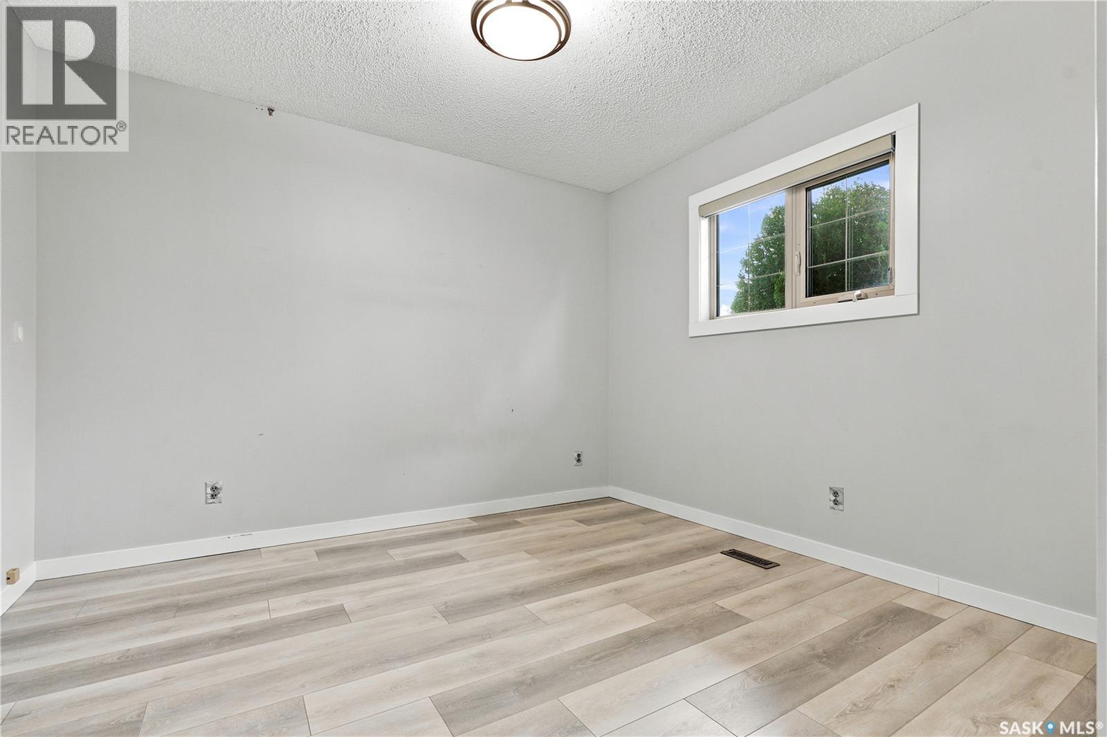 746 Wilkinson Way, Saskatoon, Saskatchewan  S7N 3L5 - Photo 25 - SK043298