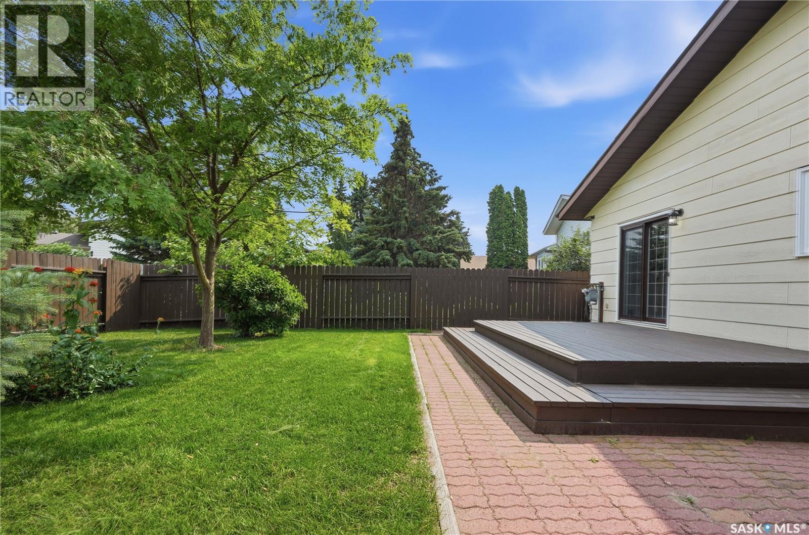 746 Wilkinson Way, Saskatoon, Saskatchewan  S7N 3L5 - Photo 42 - SK043298