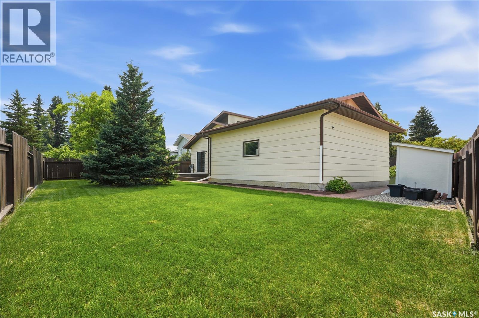 746 Wilkinson Way, Saskatoon, Saskatchewan  S7N 3L5 - Photo 46 - SK043298