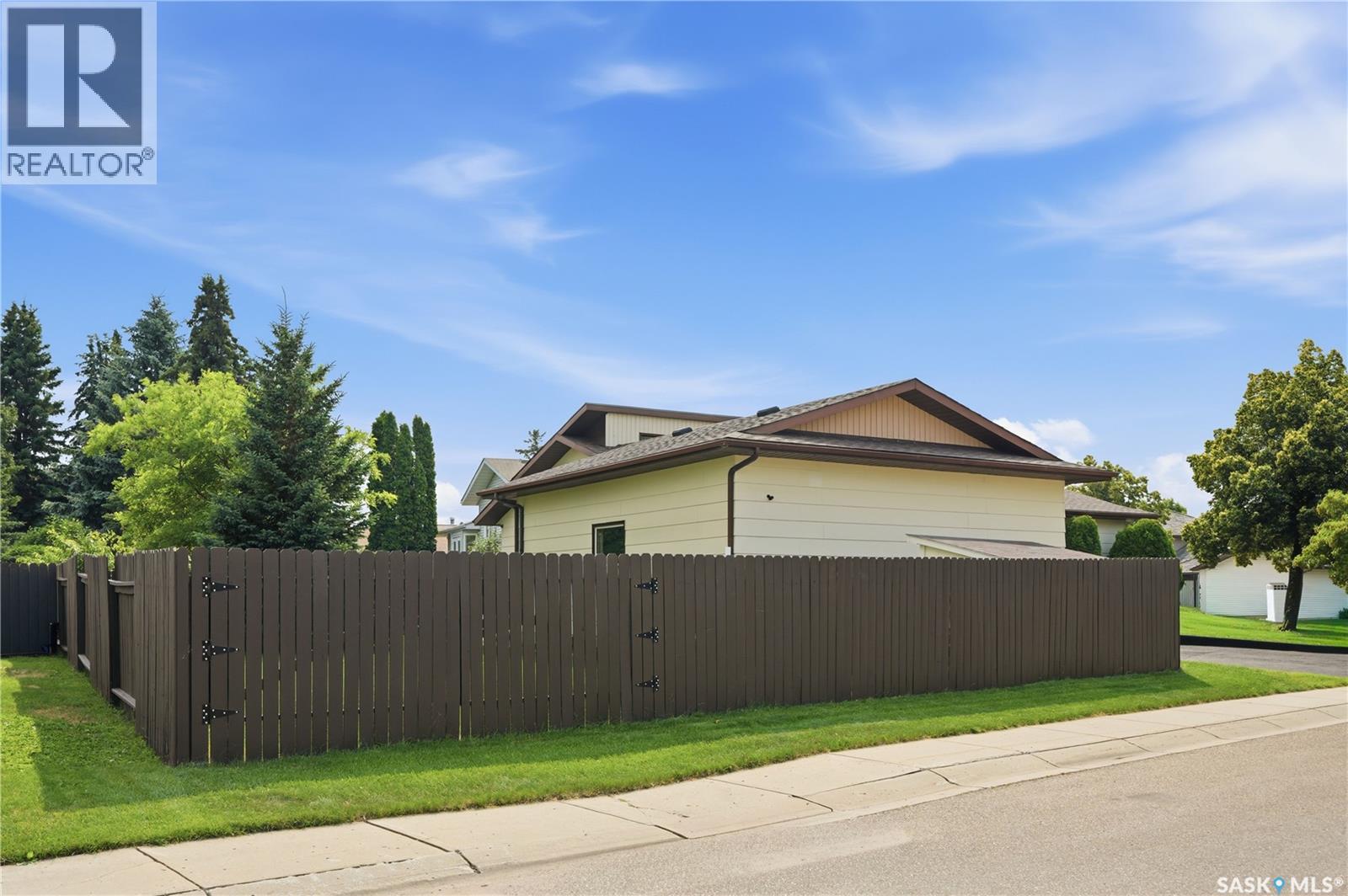 746 Wilkinson Way, Saskatoon, Saskatchewan  S7N 3L5 - Photo 50 - SK043298