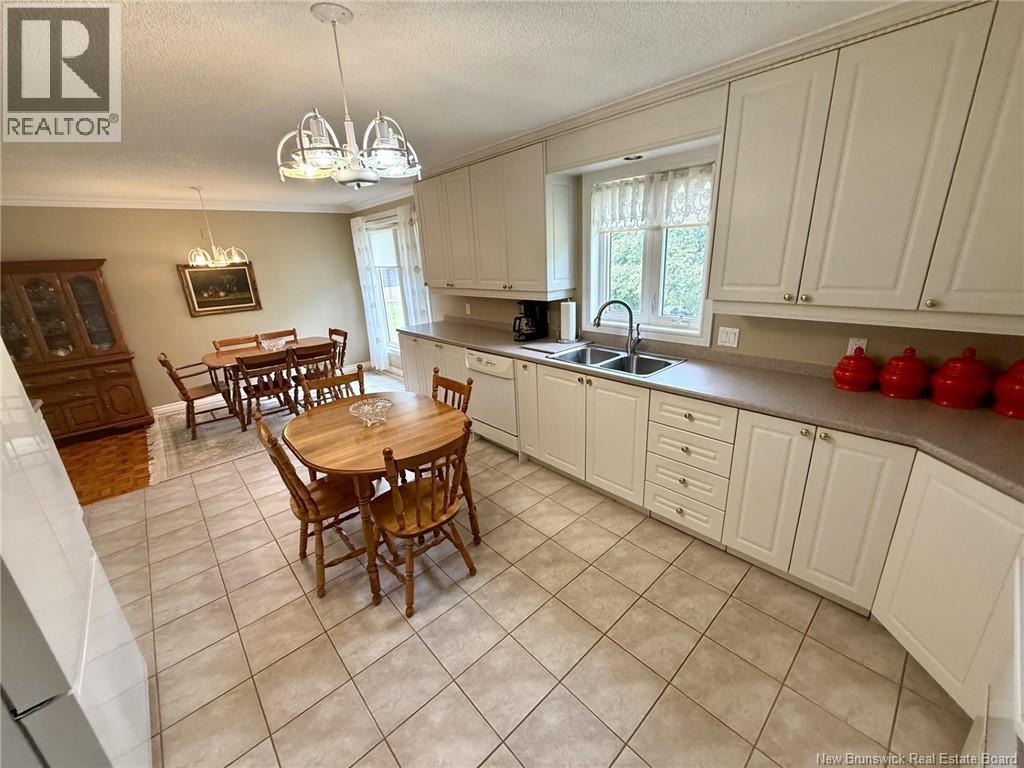 155 Rue Des Peupliers, Shippagan, New Brunswick E8S 1J7 - Photo 8 - NB144595