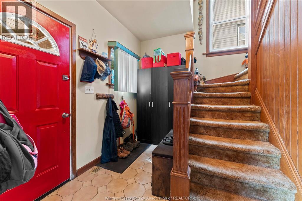 11 Victoria Avenue North, Leamington, Ontario  N8H 2V4 - Photo 6 - 26017794