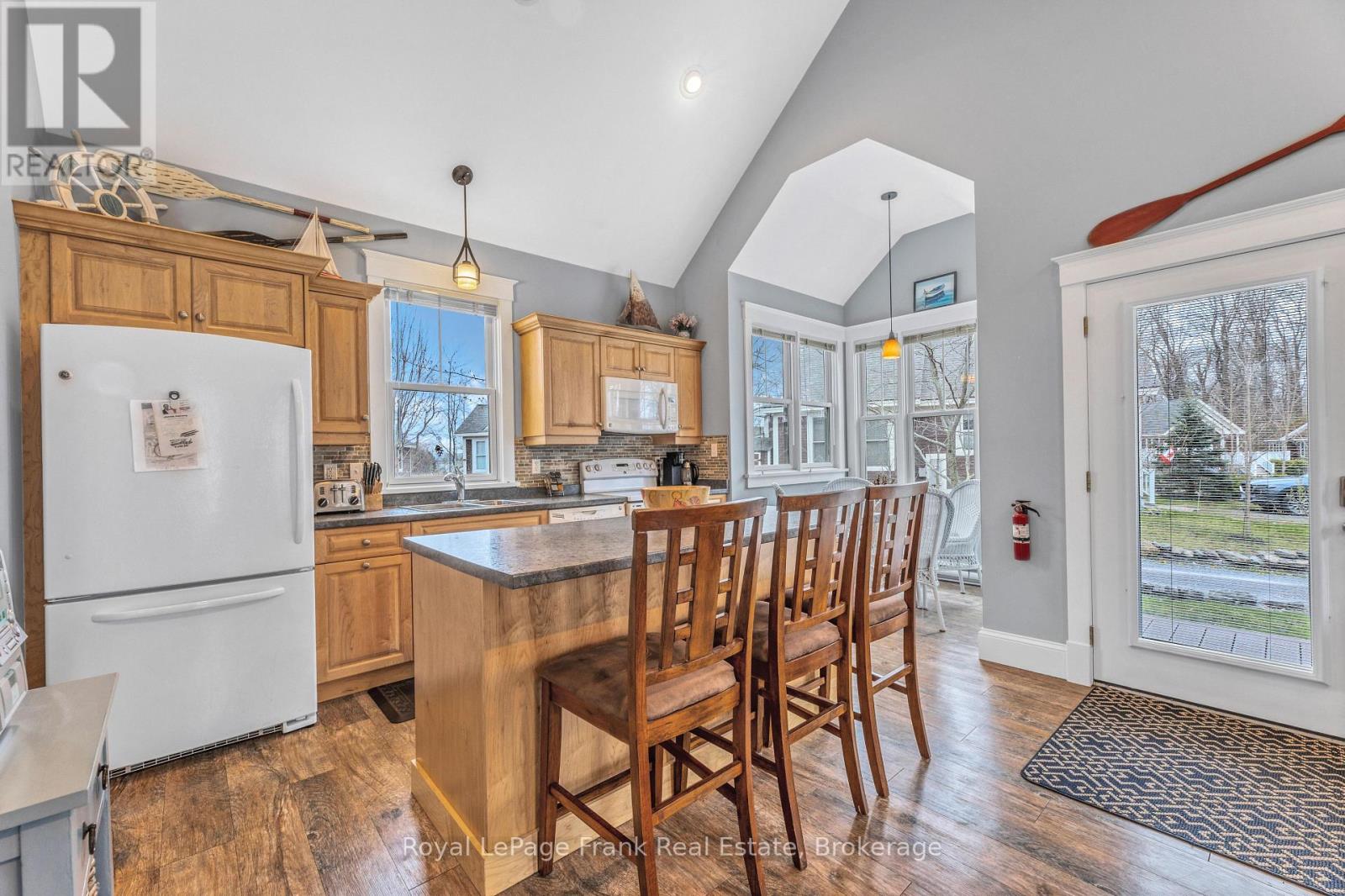 182 - 3 Farm View Lane, Prince Edward County, Ontario  K0K 1P0 - Photo 8 - X12973694