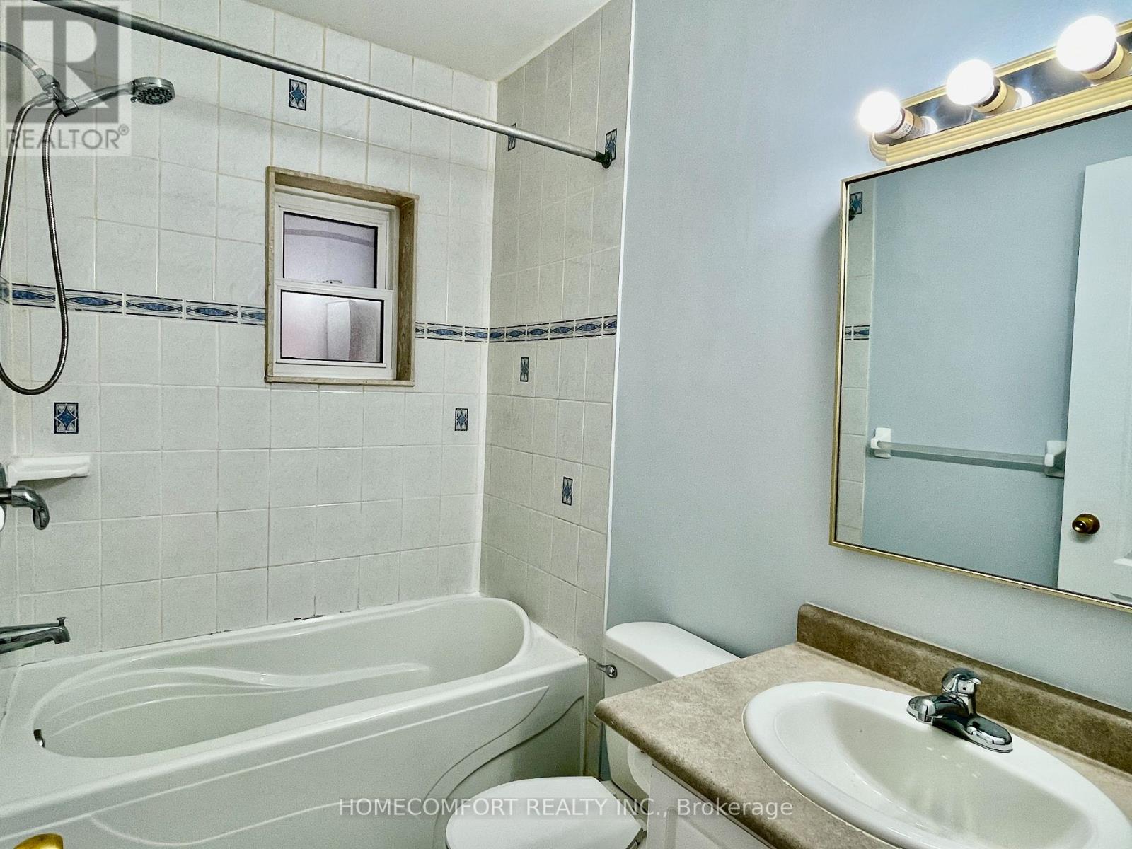 Main - 83 Hounslow Heath Road, Toronto, Ontario M6N 1G7 - Photo 9 - W13522164
