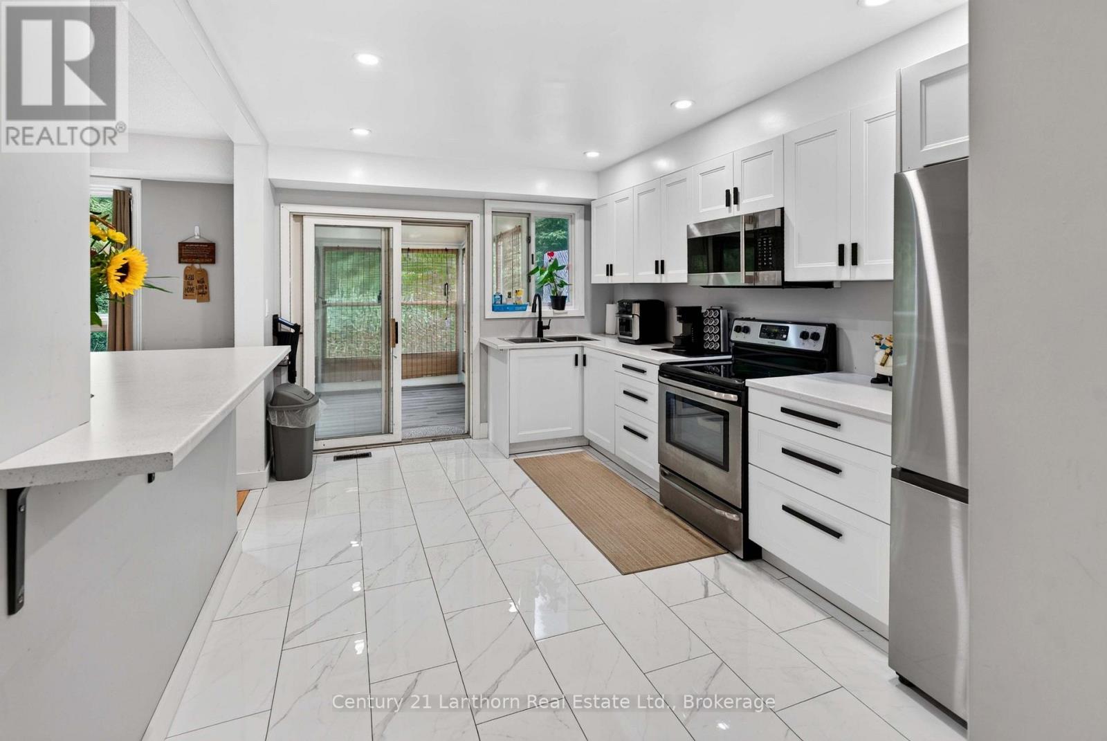 256 Vanguard Court, Kingston, Ontario  K7M 8P8 - Photo 22 - X13596588