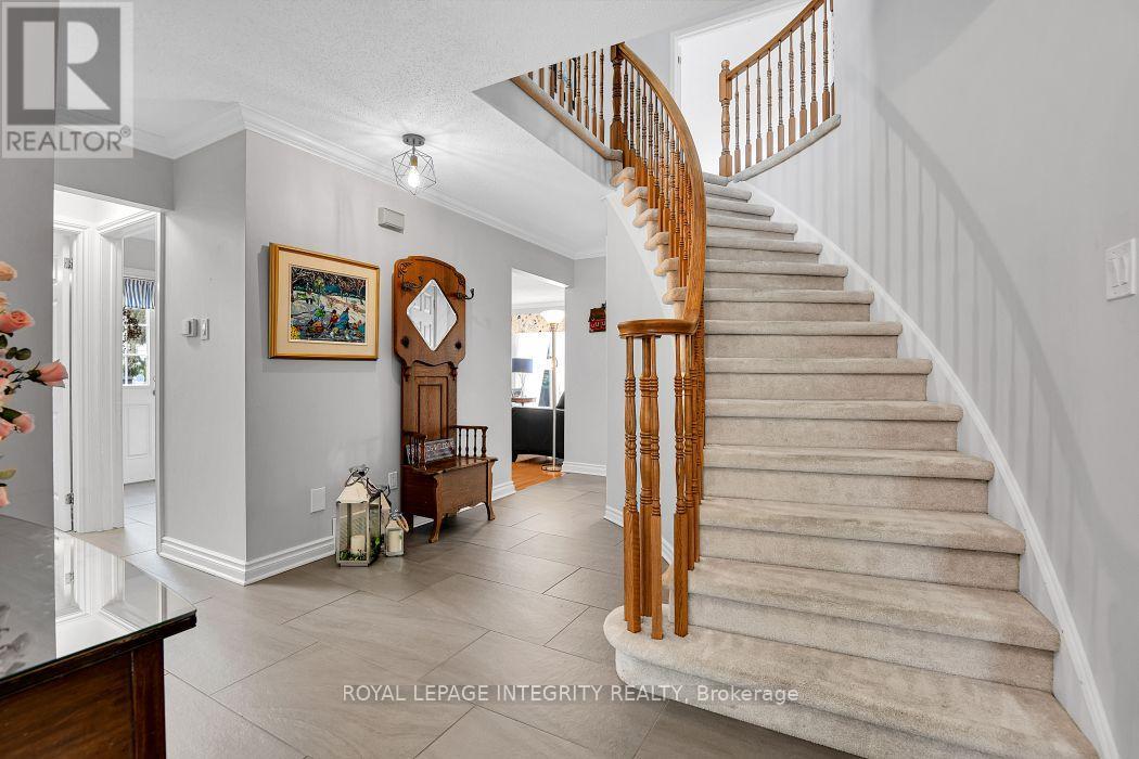 46 Dartmoor Drive, Ottawa, Ontario  K2M 1S6 - Photo 3 - X13596586