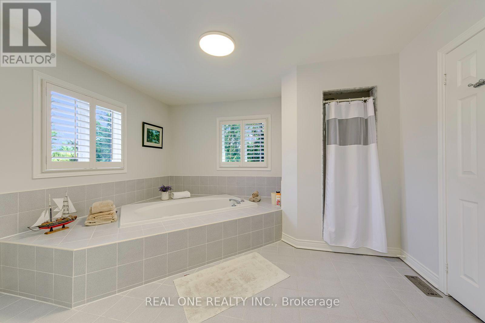 395 March Crescent, Oakville, Ontario  L6H 5X7 - Photo 28 - W13596644
