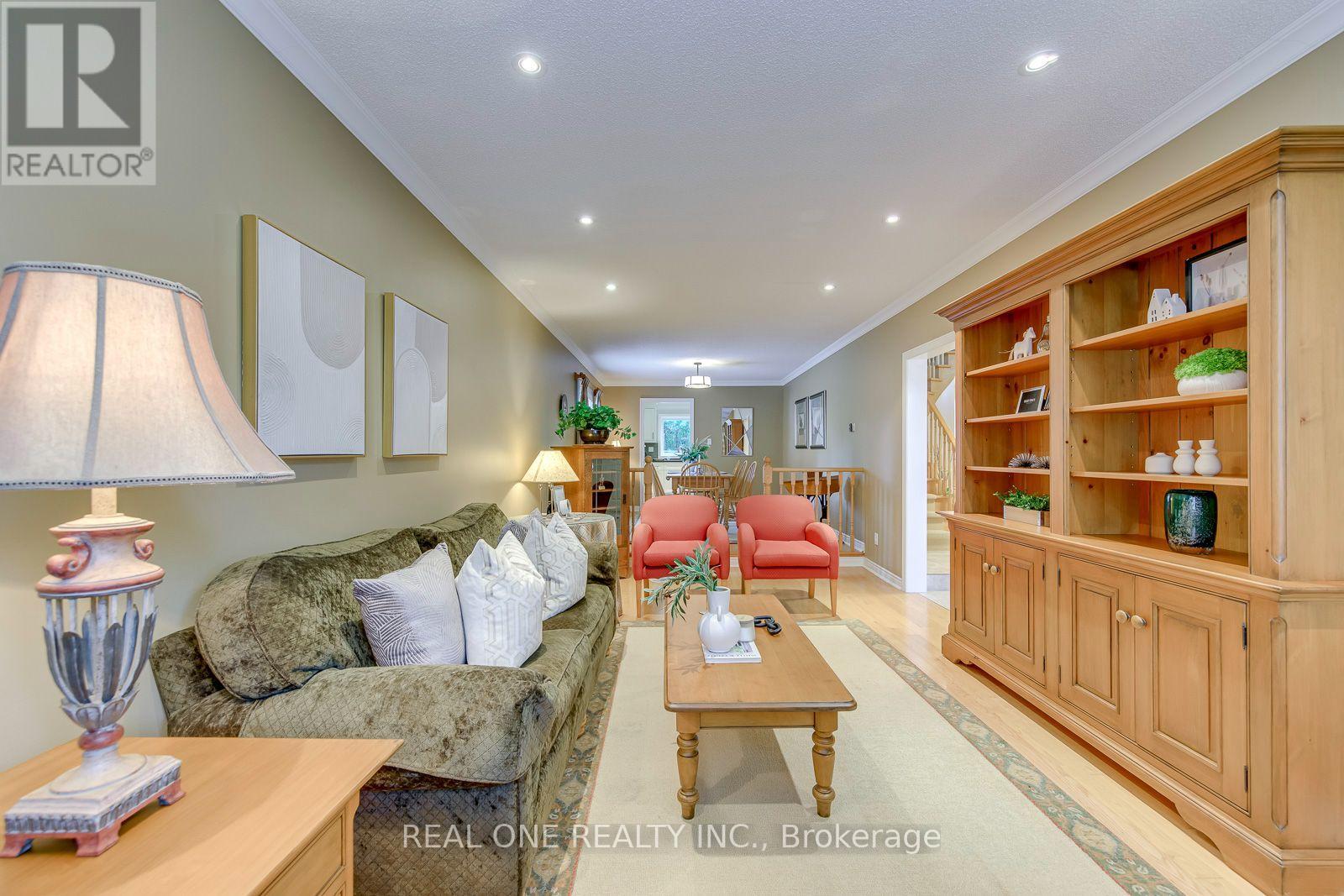 395 March Crescent, Oakville, Ontario  L6H 5X7 - Photo 7 - W13596644