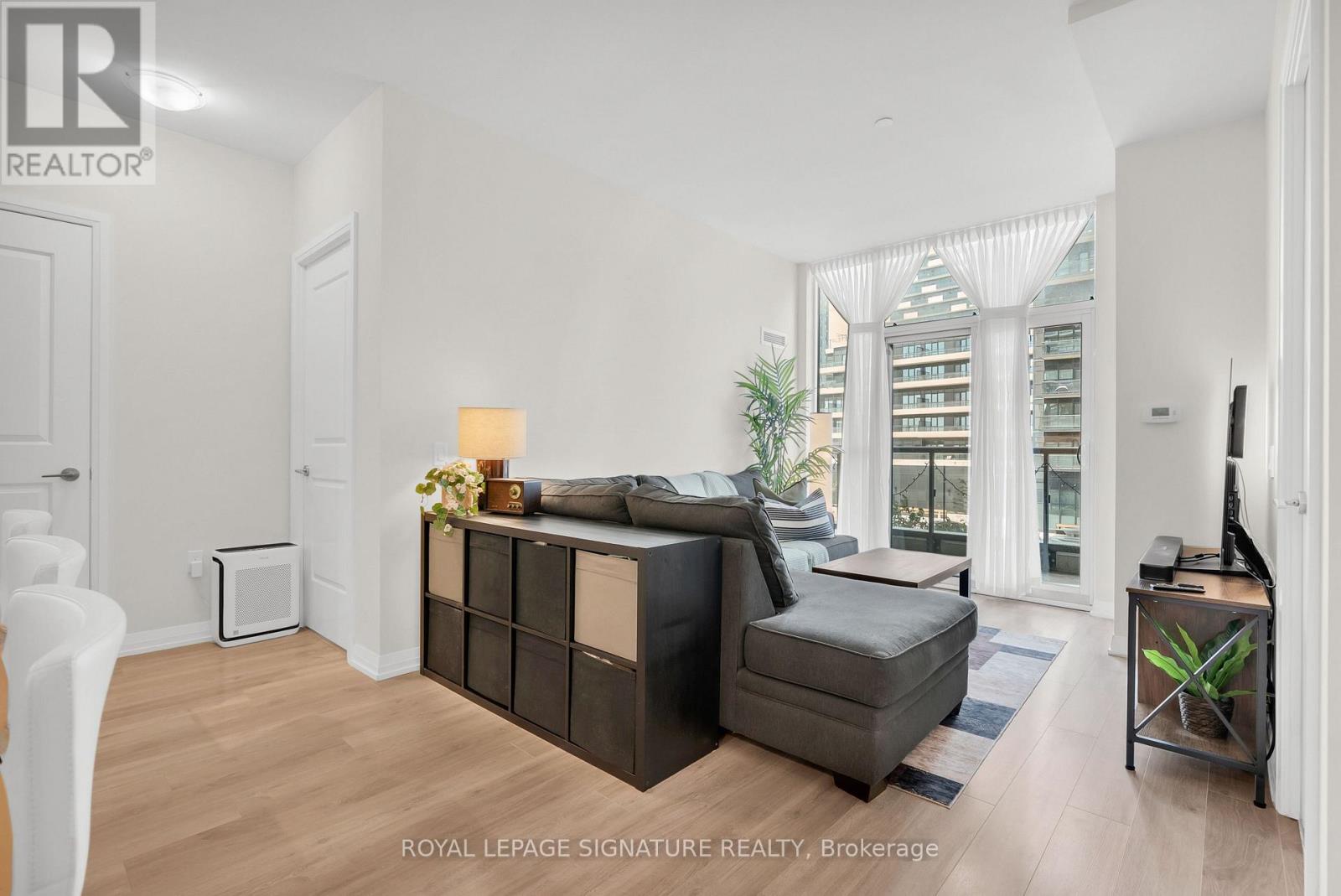 218 - 35 Watergarden Drive, Mississauga, Ontario  L5R 0G8 - Photo 8 - W13596688