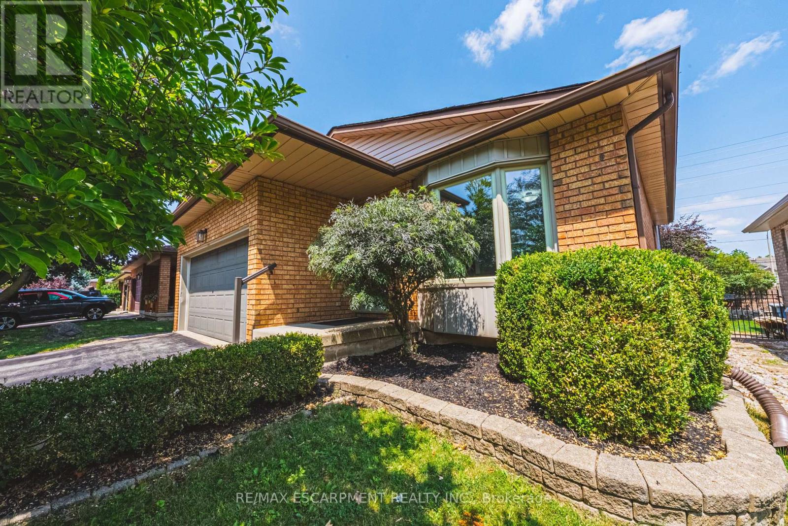 2206 Donald Road, Burlington, Ontario  L7M 3R9 - Photo 2 - W13596722