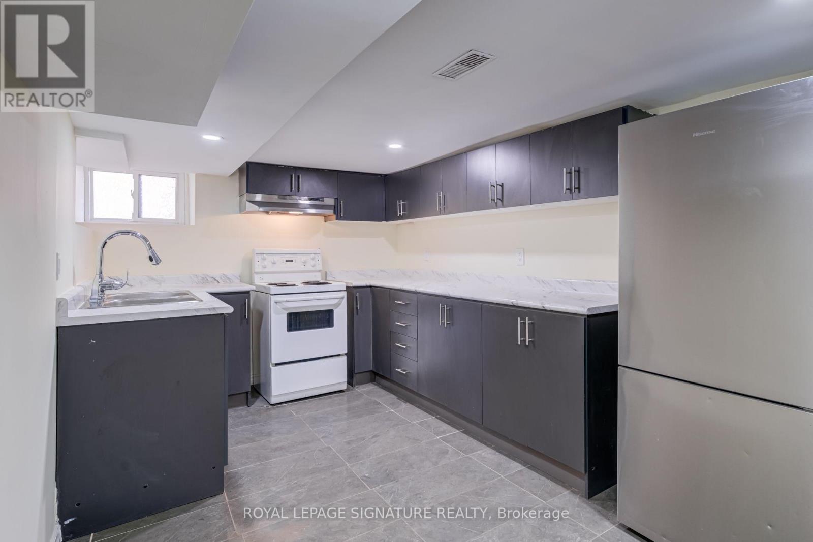 Bsmt - 212 Wellington Street N, Hamilton, Ontario  L8L 5A5 - Photo 7 - X13596632