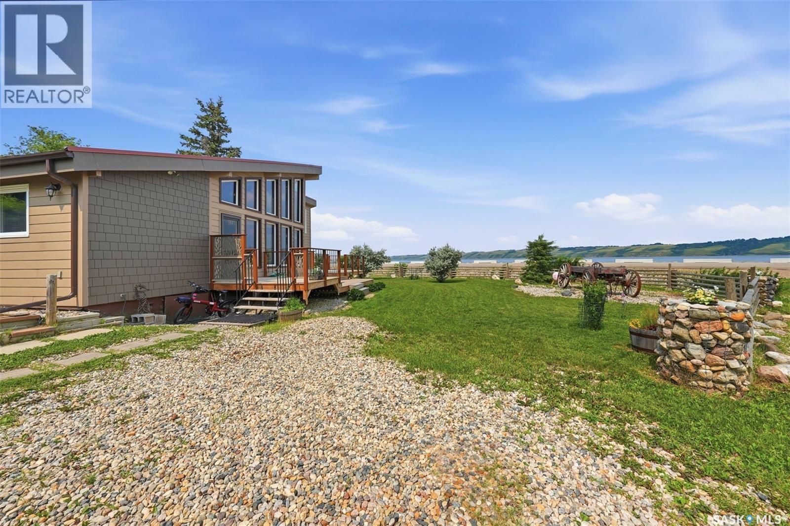 402 Lake Avenue, Manitou Beach, Saskatchewan  S0K 4T1 - Photo 11 - SK043355