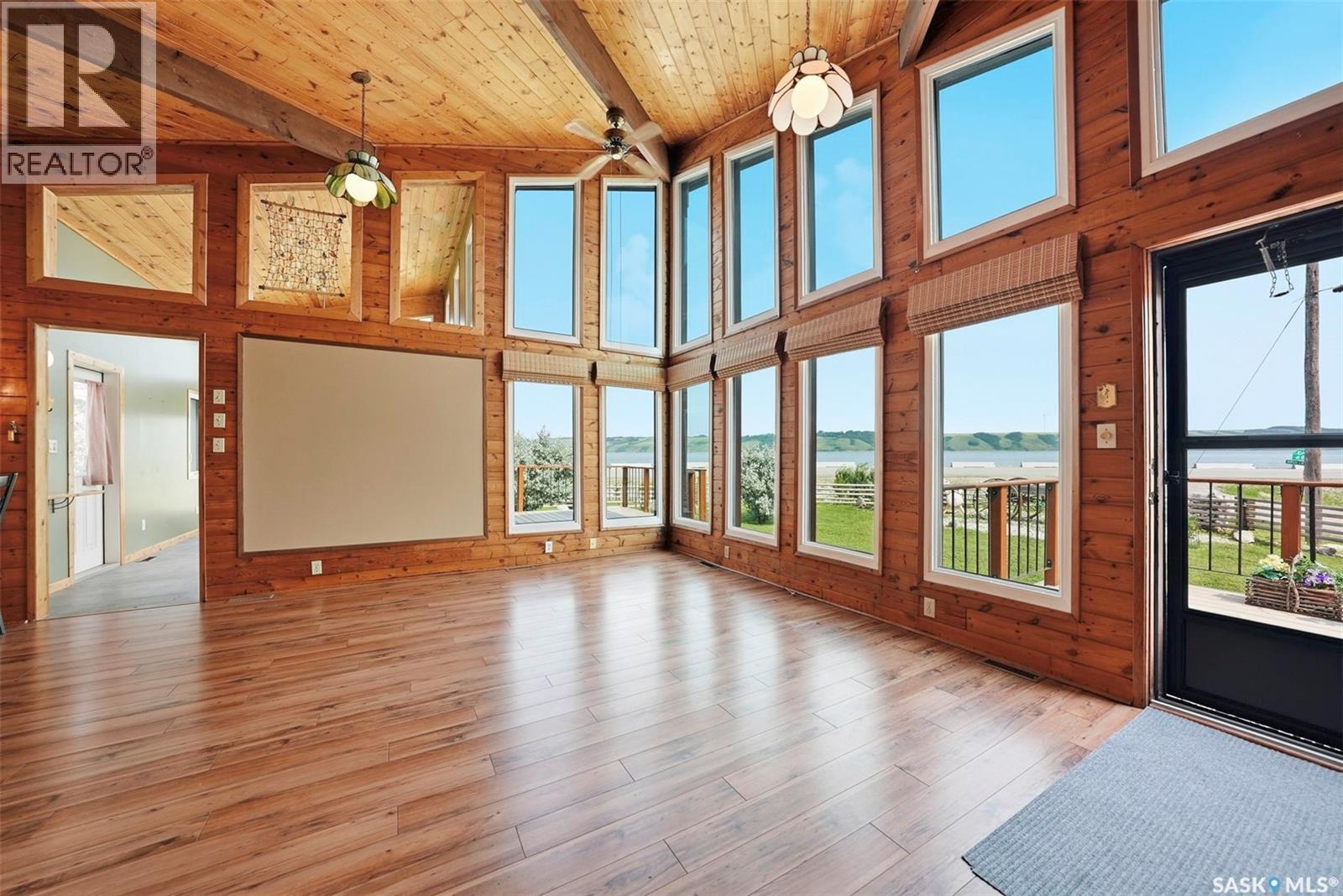 402 Lake Avenue, Manitou Beach, Saskatchewan  S0K 4T1 - Photo 19 - SK043355