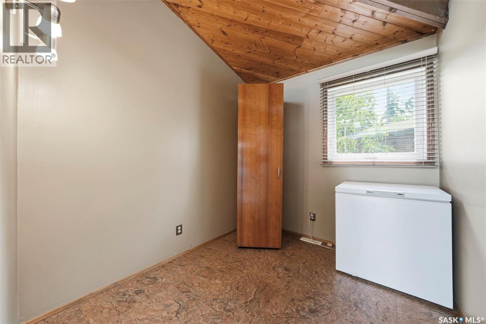 402 Lake Avenue, Manitou Beach, Saskatchewan  S0K 4T1 - Photo 28 - SK043355