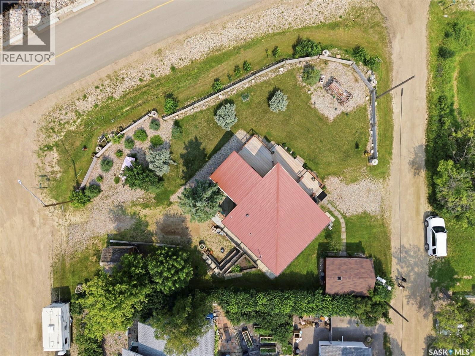 402 Lake Avenue, Manitou Beach, Saskatchewan  S0K 4T1 - Photo 56 - SK043355