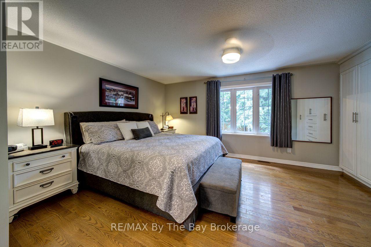 22 Downer Crescent, Wasaga Beach, Ontario  L9Z 1C2 - Photo 23 - S13597040
