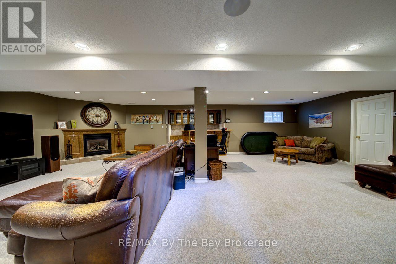 22 Downer Crescent, Wasaga Beach, Ontario  L9Z 1C2 - Photo 27 - S13597040