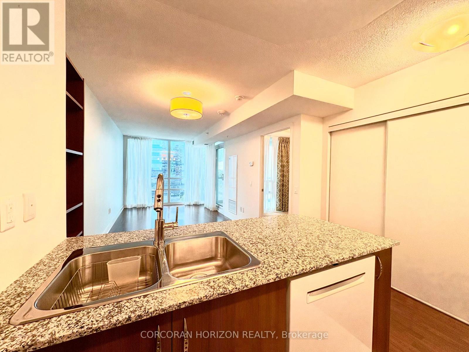 708 - 5740 Yonge Street, Toronto, Ontario  M2M 0B1 - Photo 6 - C13596790