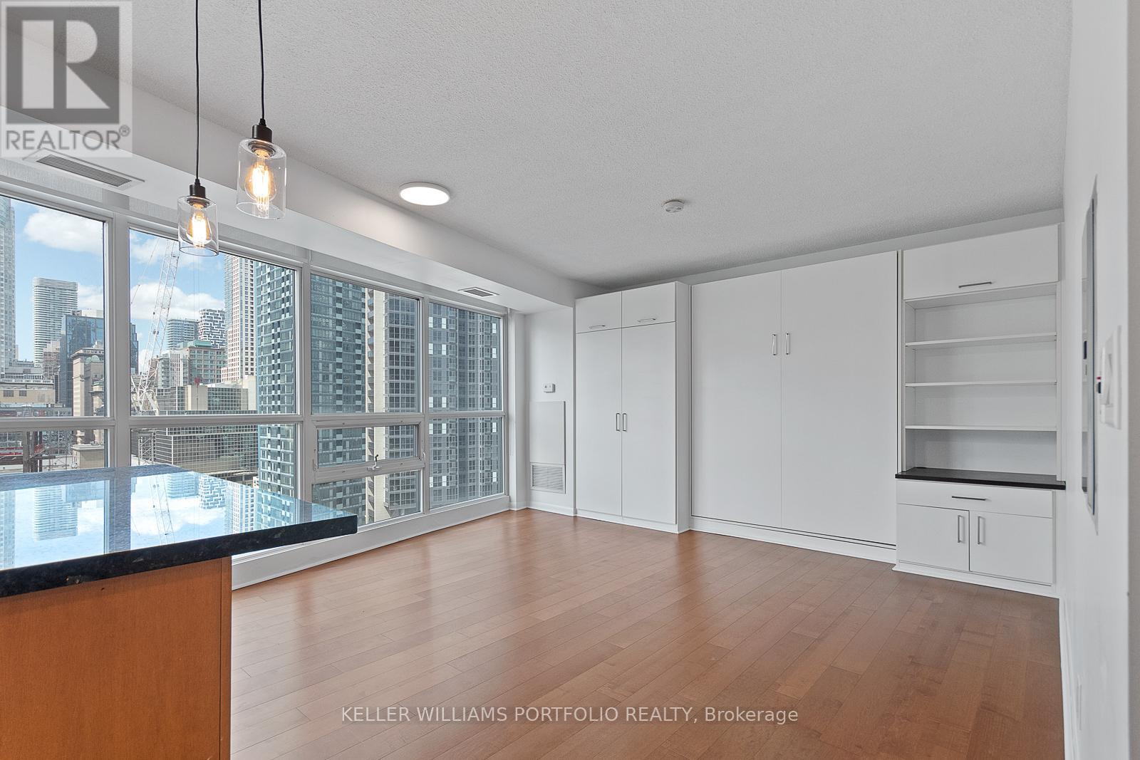 1504 - 18 Yonge Street, Toronto, Ontario  M5E 1Z8 - Photo 6 - C13596808