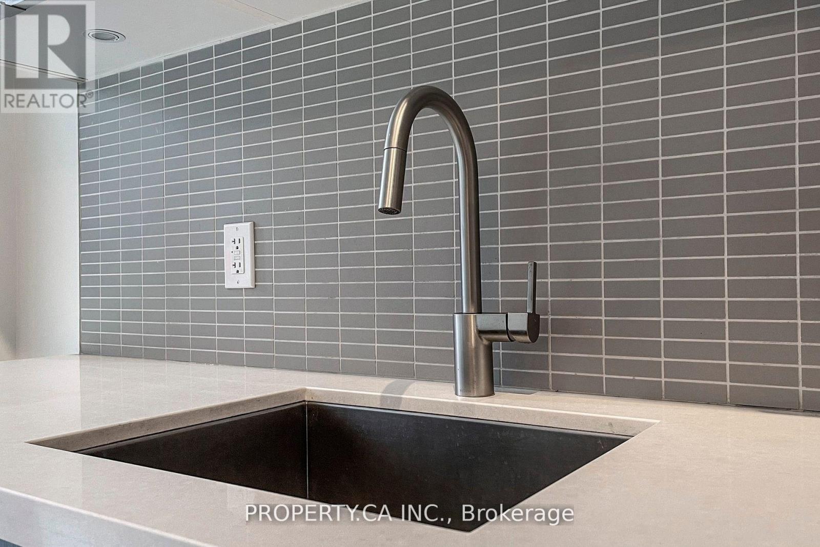 710 - 8 Mercer Street, Toronto, Ontario  M5V 0C4 - Photo 8 - C13596964