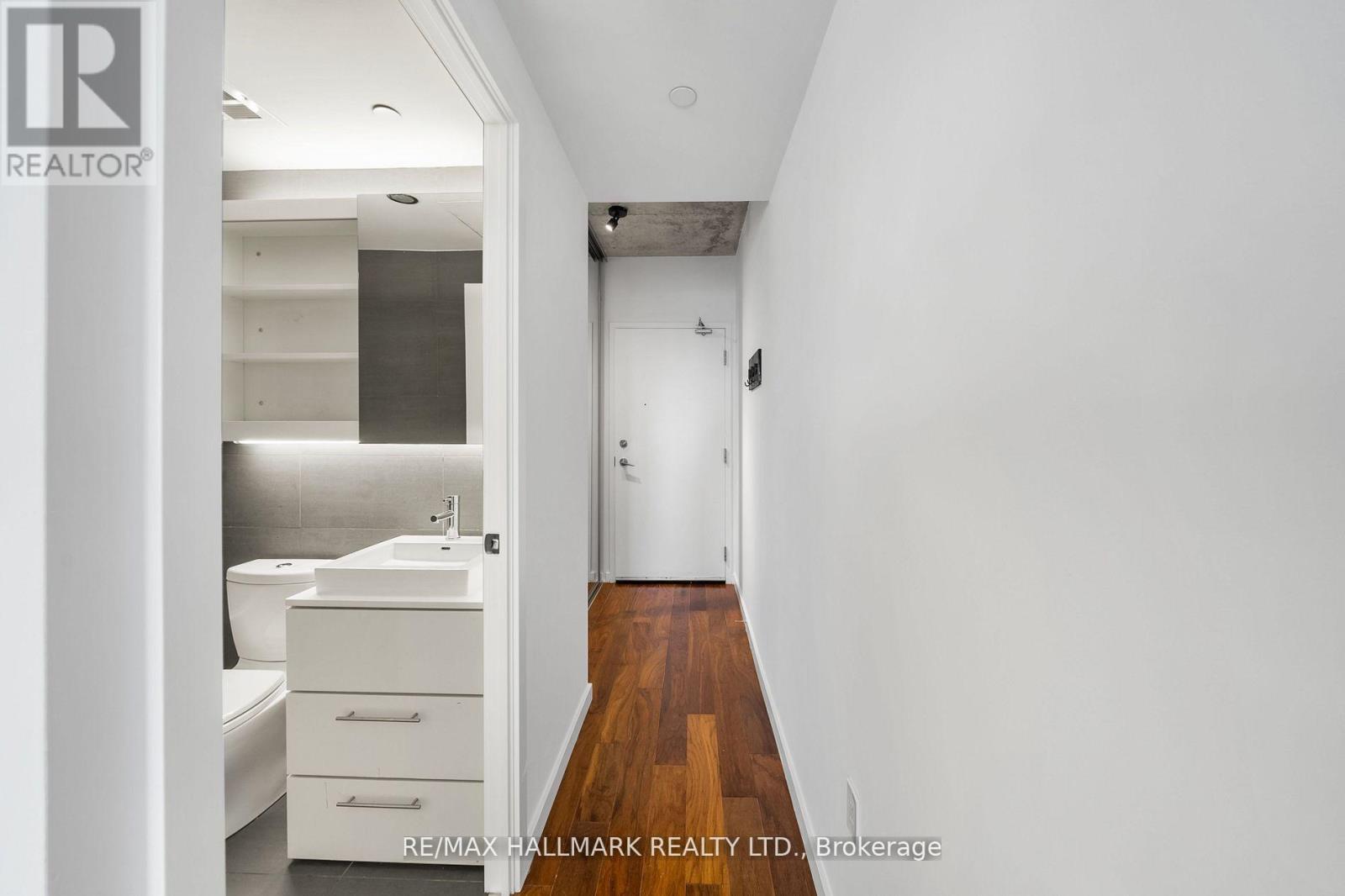917 - 51 Trolley Crescent, Toronto, Ontario  M5A 0E9 - Photo 14 - C13597164