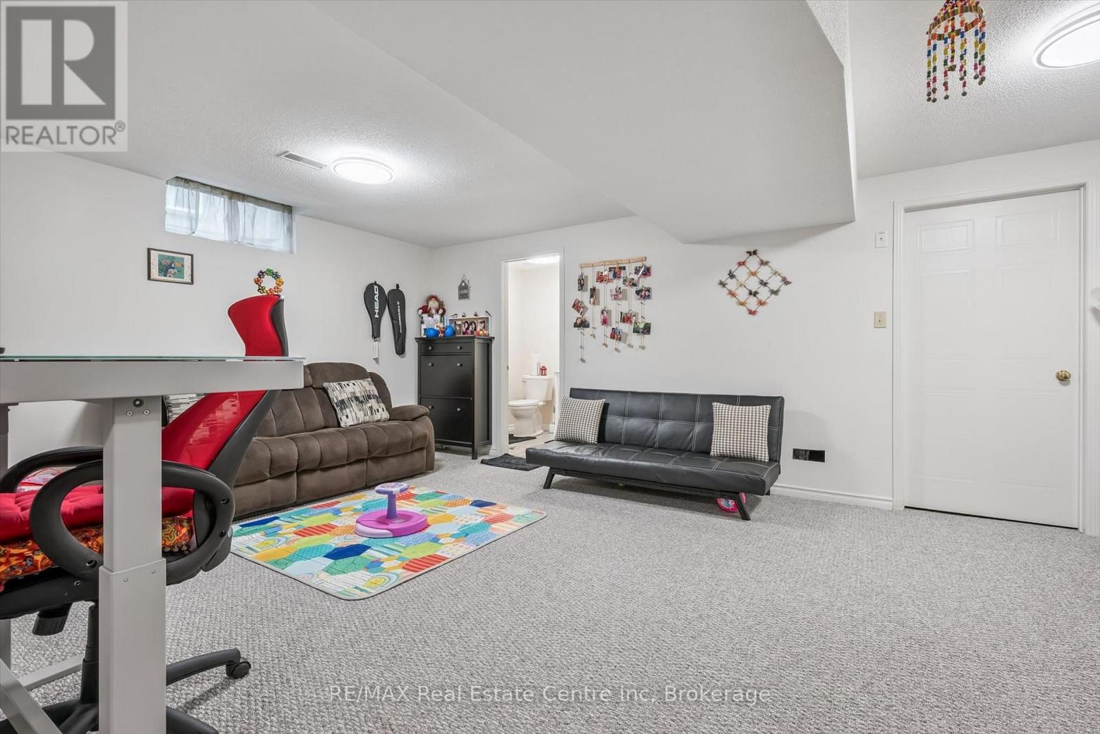 425 Exmoor Street, Waterloo, Ontario  N2K 3X5 - Photo 27 - X13596976