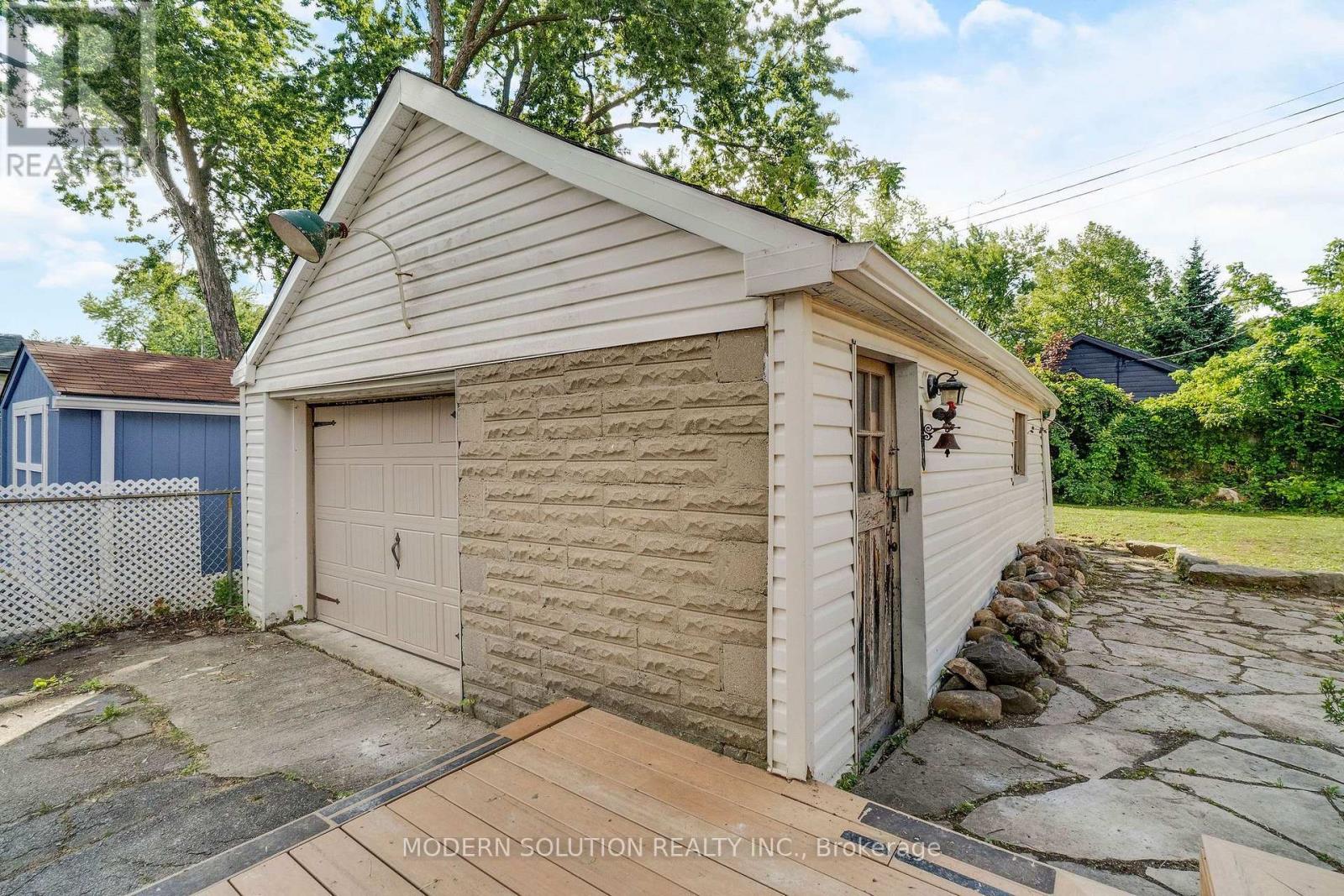 31 Elm Street, Ajax, Ontario  L1S 1W5 - Photo 40 - E13596868