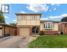7 CHOPIN COURT, Whitby, Ontario