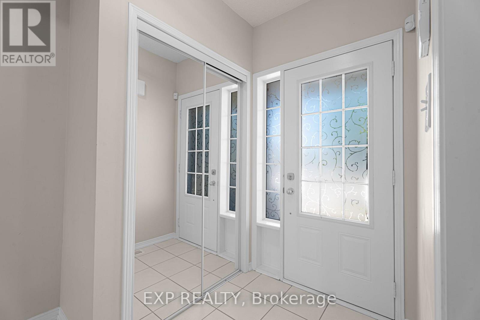 10 Kinrade Crescent, Ajax, Ontario  L1Z 0M6 - Photo 5 - E13596956