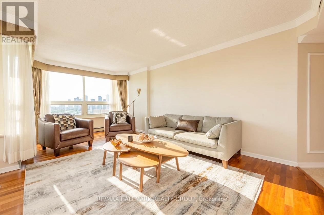 1702 - 1510 Riverside Drive, Ottawa, Ontario  K1G 4X5 - Photo 5 - X13596822