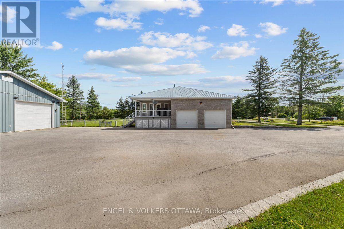 3805 Big Rideau Lake Road, Rideau Lakes, Ontario  K0G 1V0 - Photo 38 - X13597056