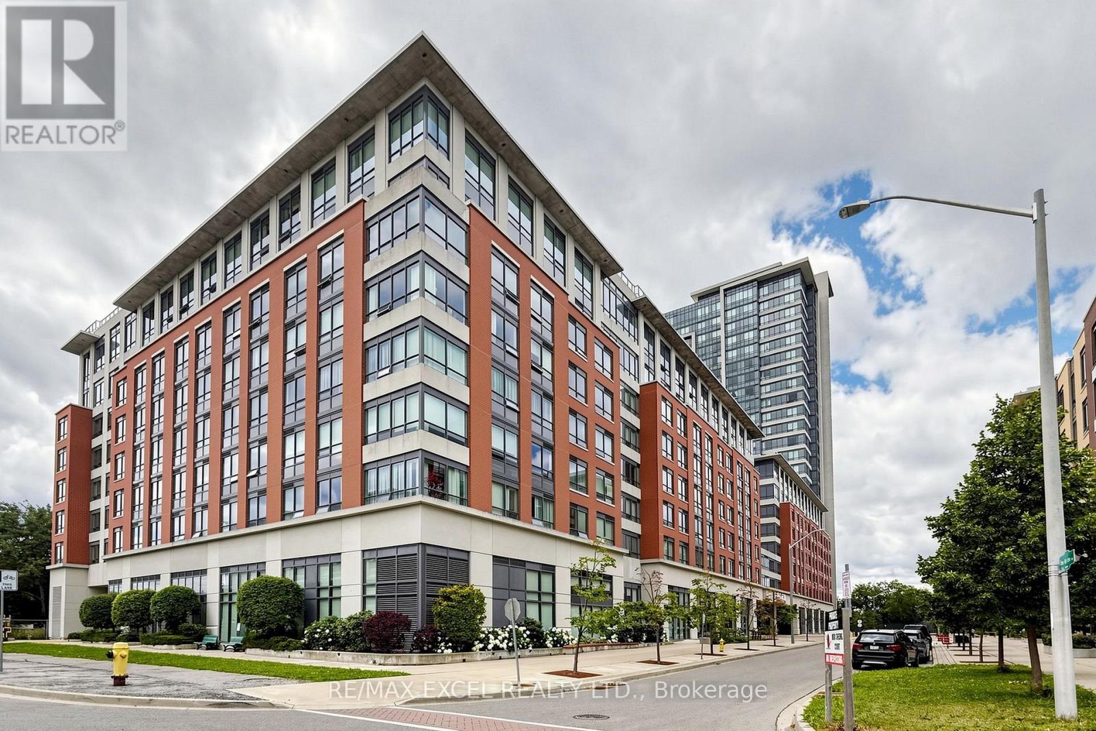 252 - 1 SUN YAT-SEN AVENUE, Markham (Milliken Mills East)