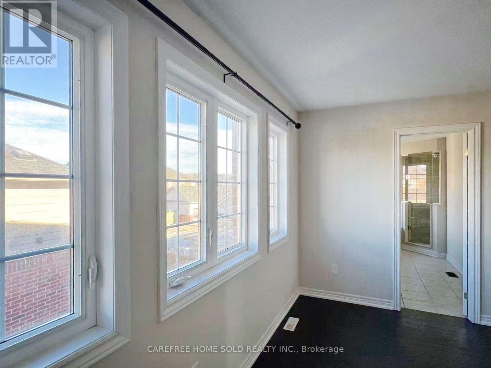 33 Oakmoor Lane, Markham, Ontario  L6B 0P1 - Photo 15 - N13596890