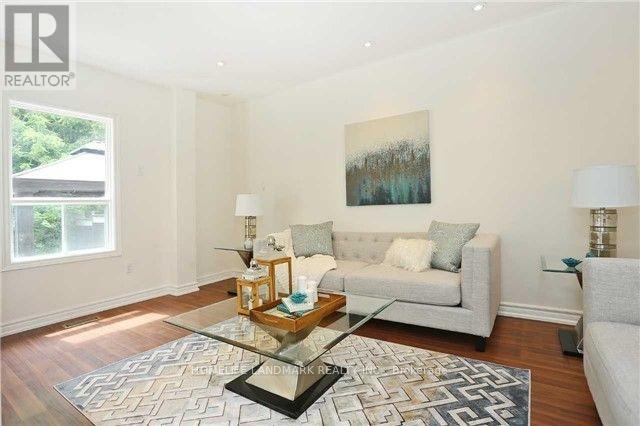 80 Larratt Lane, Richmond Hill, Ontario  L4C 0E2 - Photo 23 - N13597154