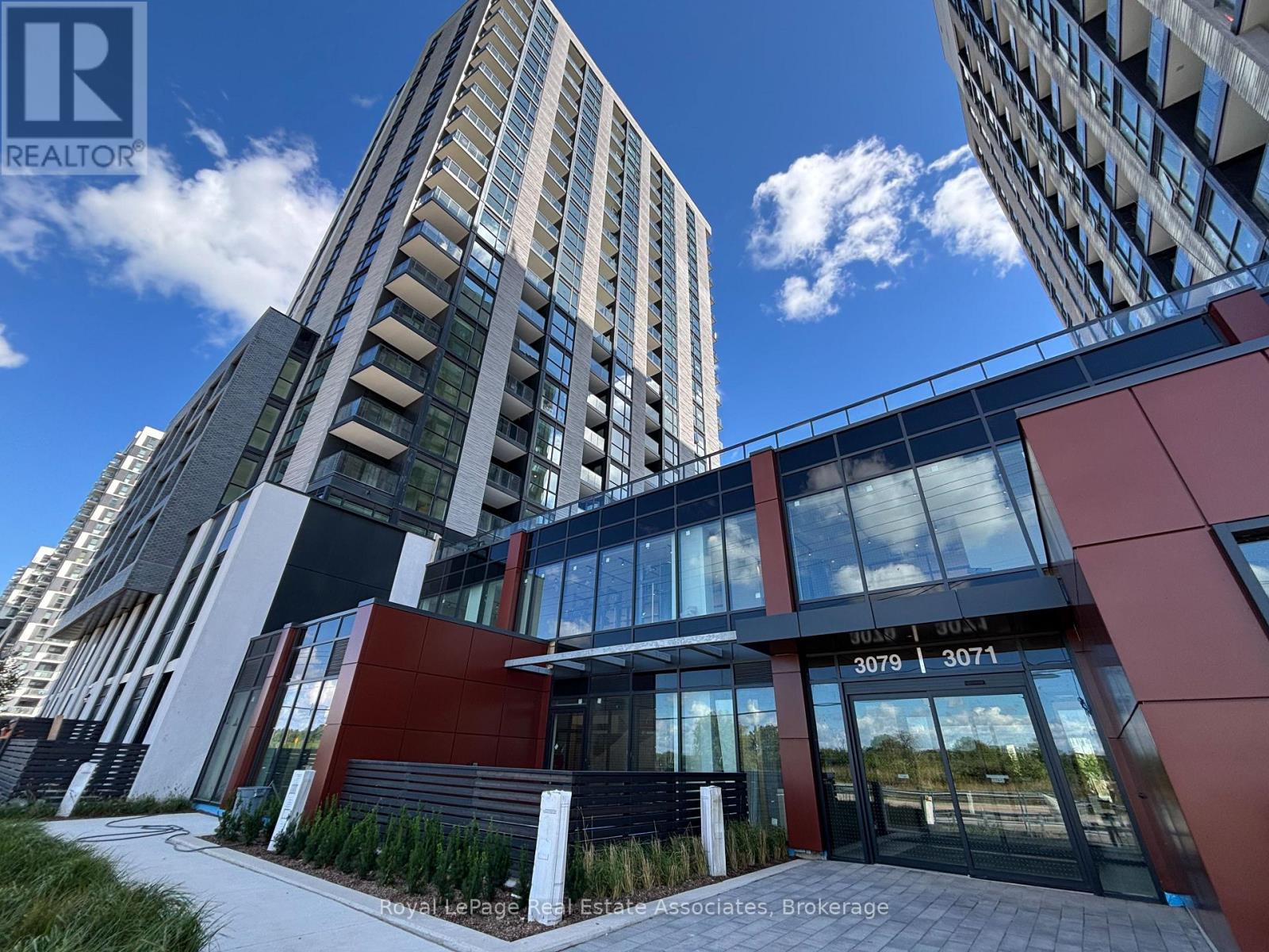 903 - 3079 TRAFALGAR ROAD, Oakville, Ontario