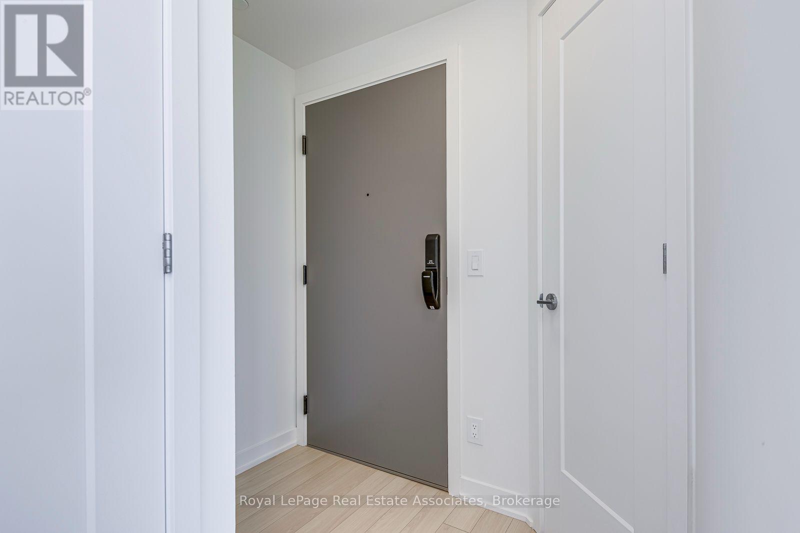 903 - 3079 Trafalgar Road, Oakville, Ontario  L6H 7E3 - Photo 8 - W13596798