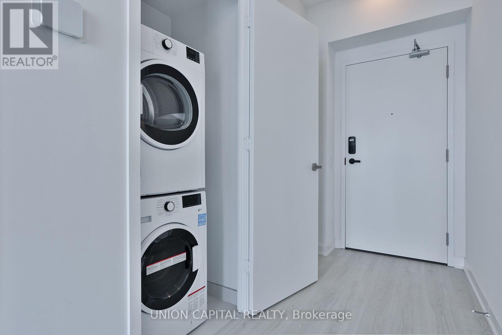 3307 - 3883 Quartz Road, Mississauga, Ontario L5B 0M4 - Photo 3 - W13596878