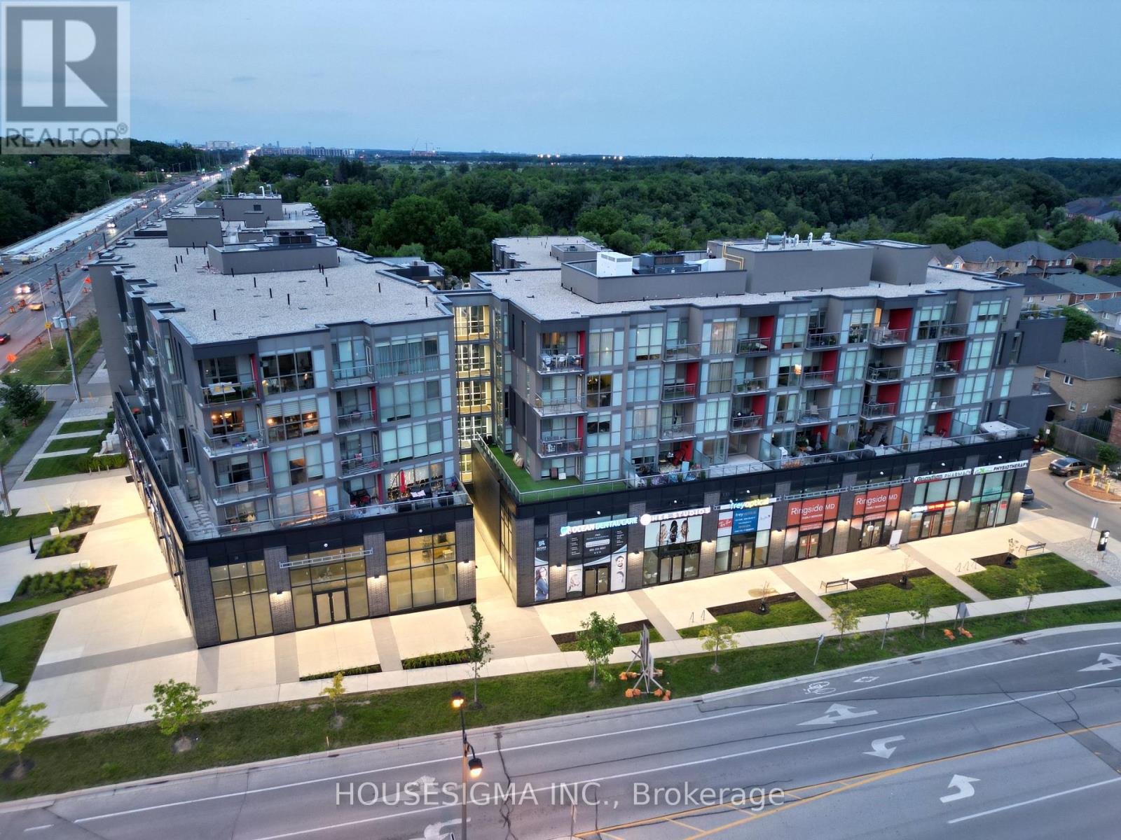 A402 - 5230 Dundas Street, Burlington, Ontario L7L 0J5 - Photo 2 - W13596900