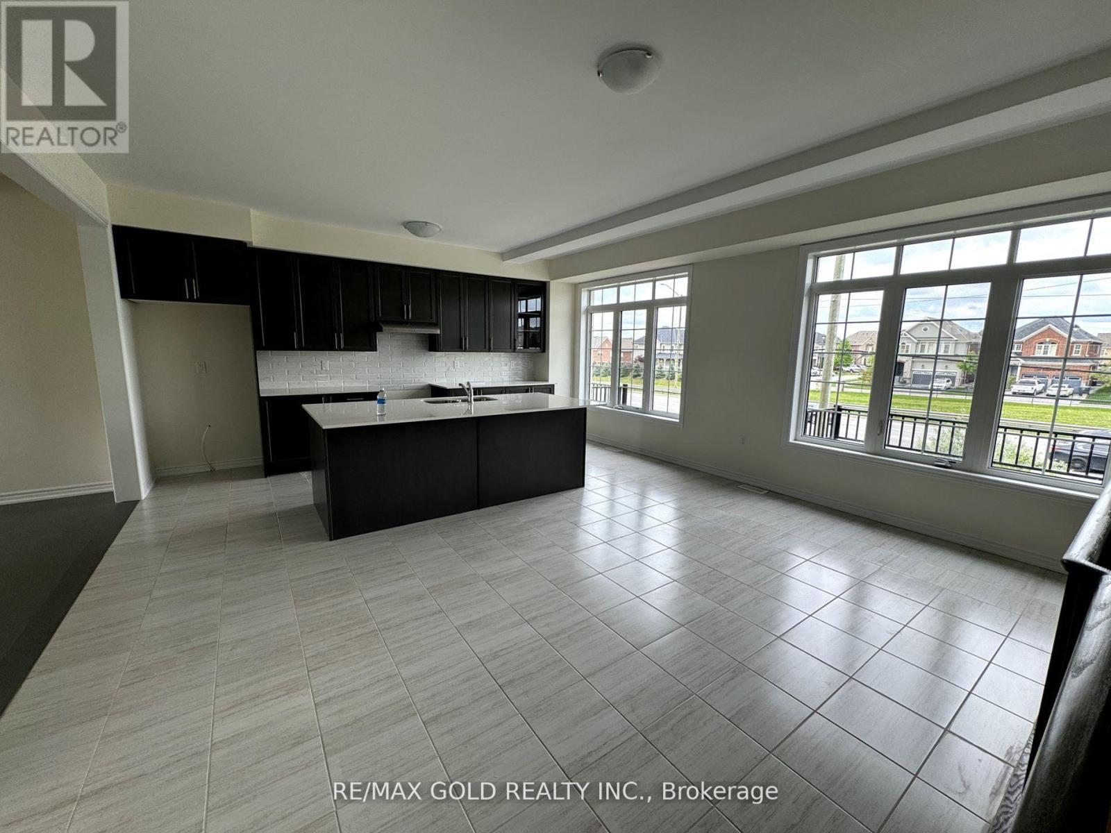 75 Hayrake Street, Brampton, Ontario  L6V 1V1 - Photo 5 - W13597128