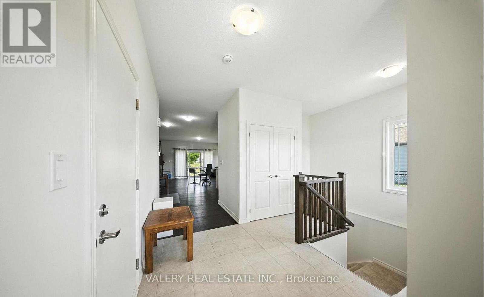 142 Ellen Street, North Perth, Ontario  N0G 1B0 - Photo 7 - X13597090