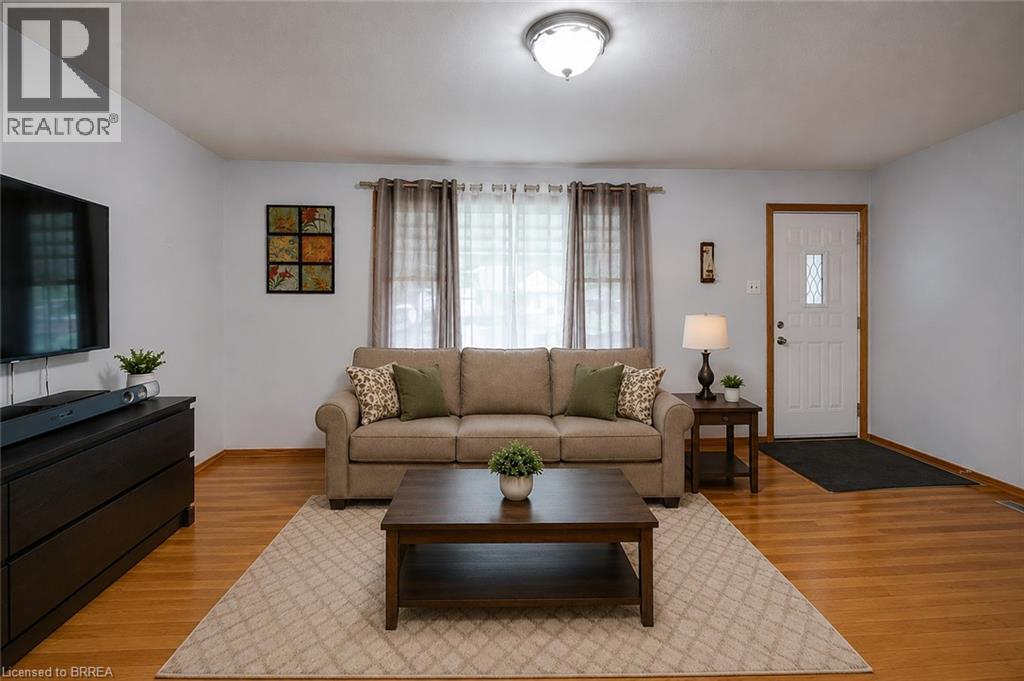 56 Avondale Street, Brantford, Ontario  N3S 4L8 - Photo 14 - 40844527