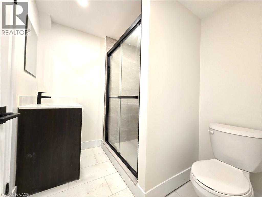 404 Forest Hill Drive Unit# 2, Kitchener, Ontario  N2M 4H4 - Photo 8 - 40847205