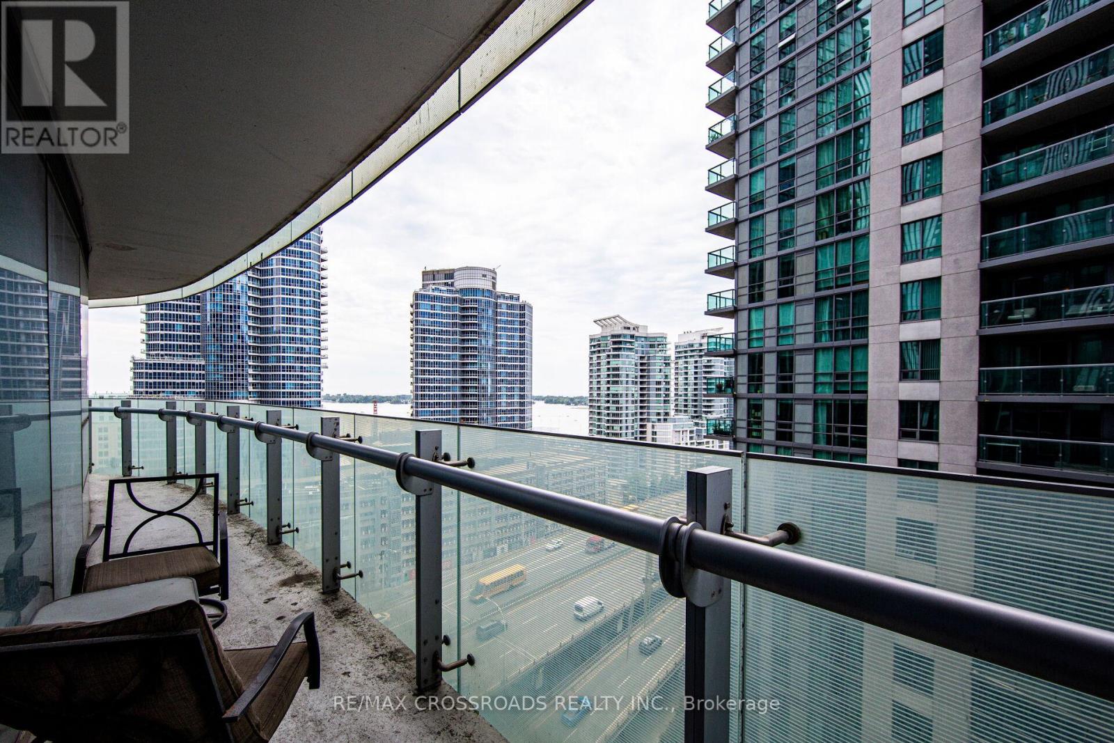 1104 - 12 York Street, Toronto, Ontario  M5J 2Z2 - Photo 15 - C13581520
