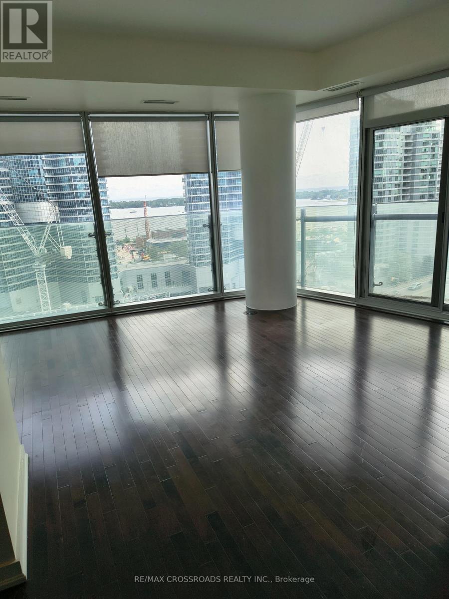 1104 - 12 York Street, Toronto, Ontario  M5J 2Z2 - Photo 11 - C13581520