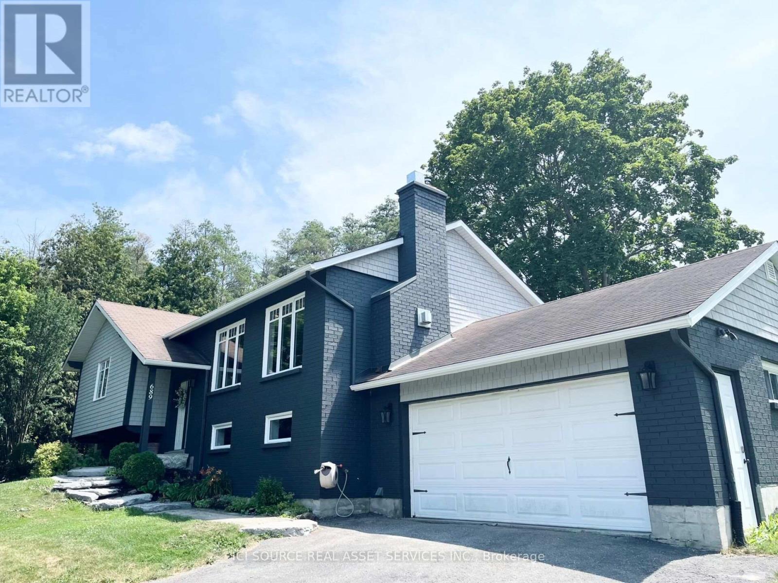 689 RAVENSHOE ROAD, Uxbridge, Ontario