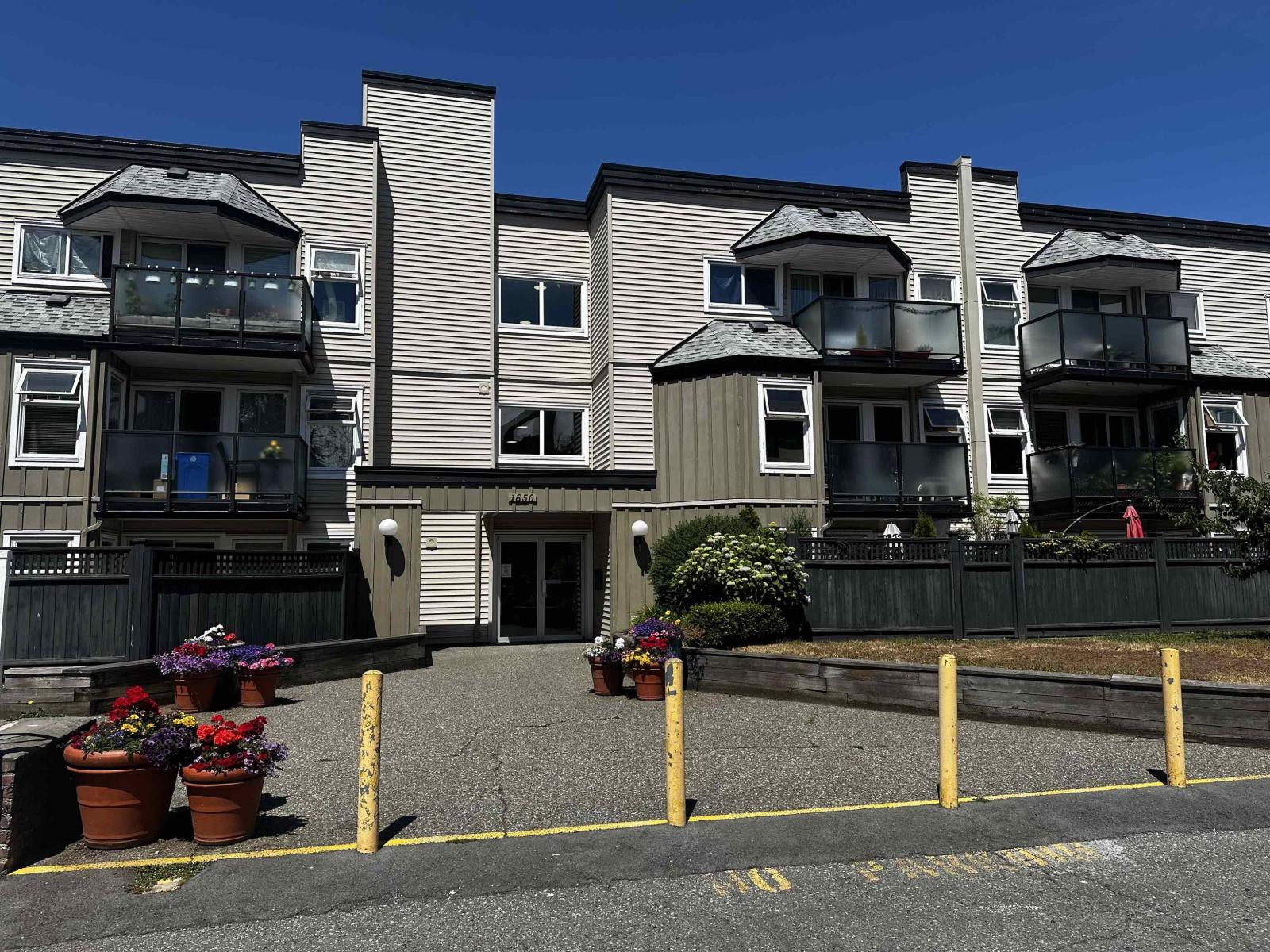 205 1850 Southmere Crescent, Surrey, British Columbia  V4A 6Y6 - Photo 9 - R3149104