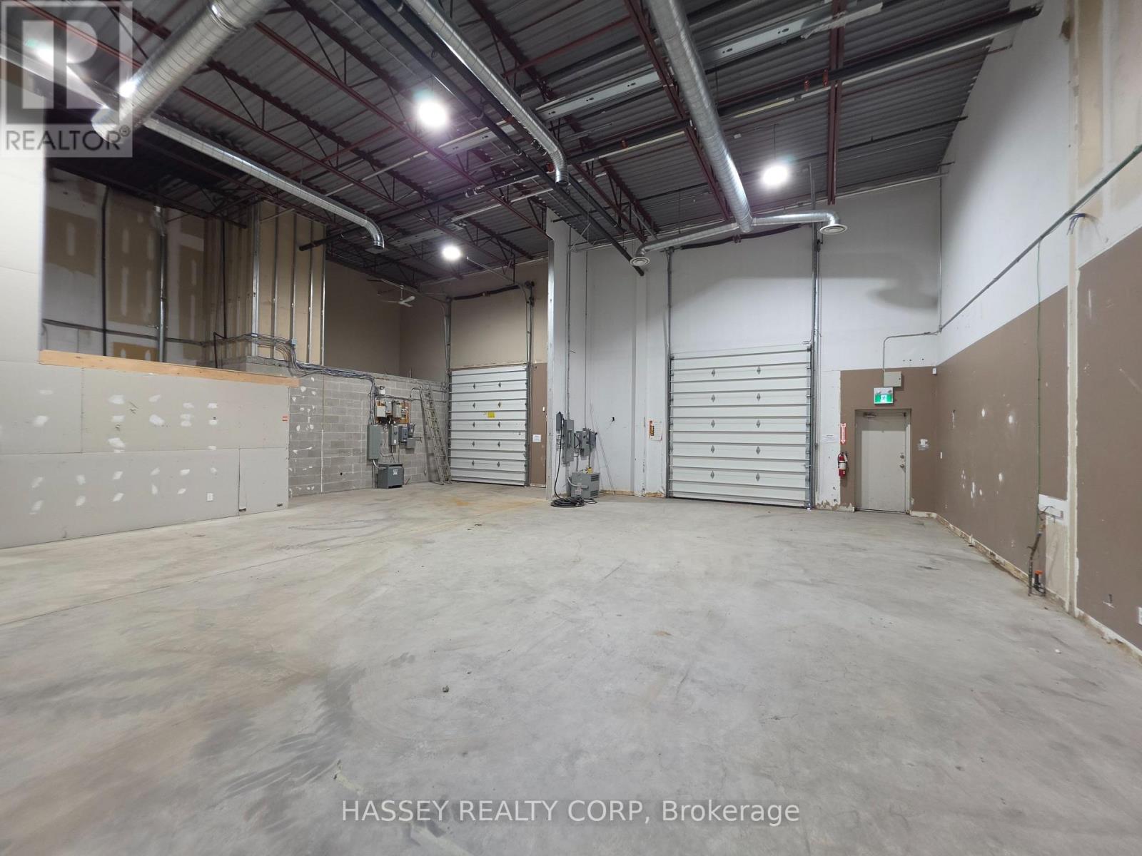 5 & 6 - 166 Saunders Road, Barrie (400 East), Ontario  L4N 9A4 - Photo 10 - S13416398