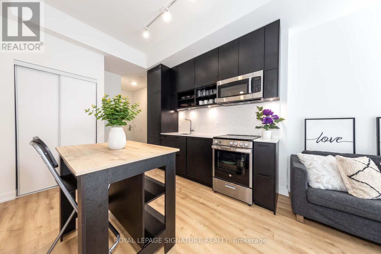 PH9 - 135 EAST LIBERTY STREET, Toronto (Niagara)