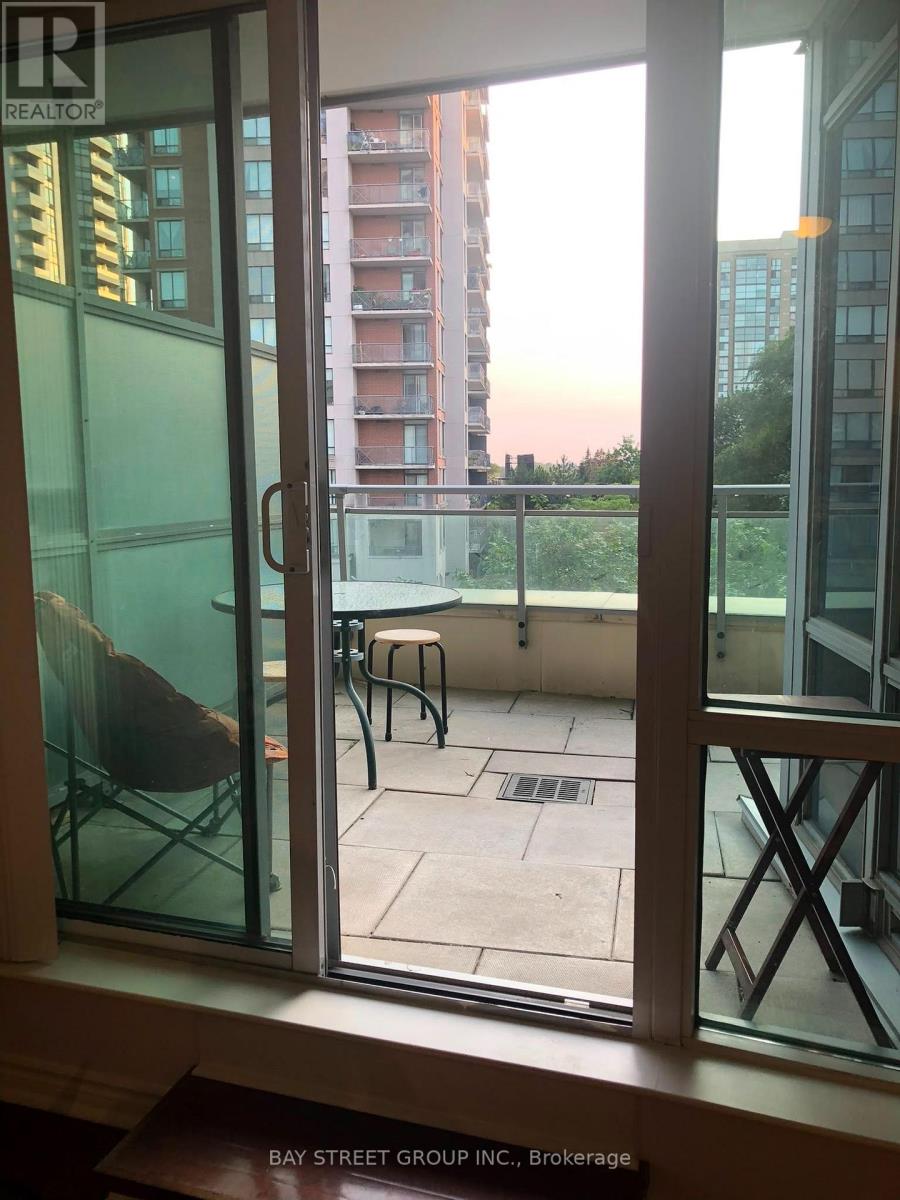 302 - 60 Byng Avenue, Toronto, Ontario  M2N 7K3 - Photo 2 - C13597192