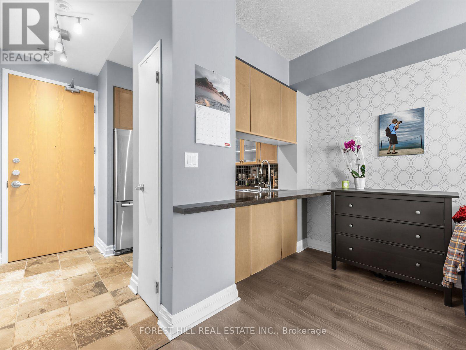 804 - 70 Alexander Street, Toronto, Ontario  M4Y 3B6 - Photo 10 - C13597202